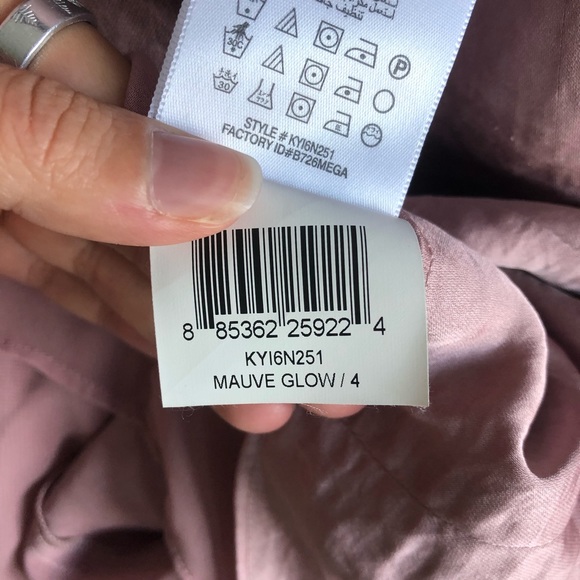 BCBGeneration One Shoulder Cocktail Dress Pink With Black Straps, Size 4, EUC! - Picture 6 of 8